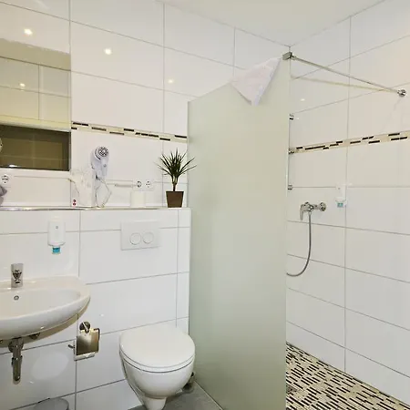 Hotel Haus Kleimann-reuer 2*